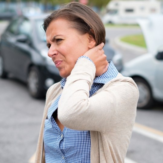 Whiplash Injury: Causes, Symptoms, Treatment and Exercises