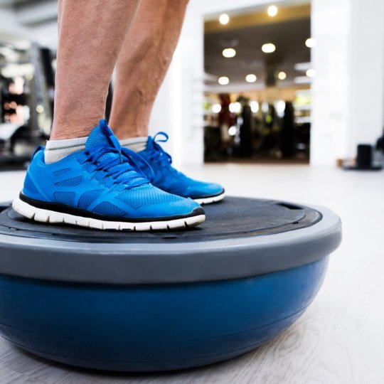 Proprioception: Why physiotherapists always make us balance