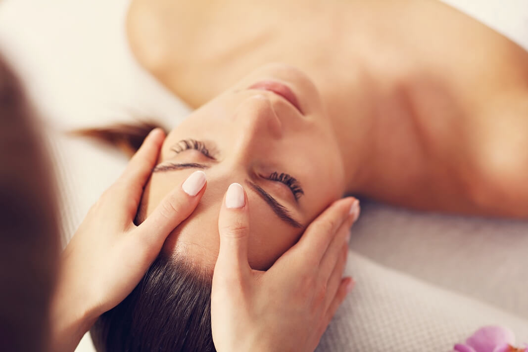 manual-osteopathy-in-downtown-Toronto.jpg